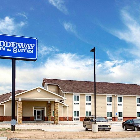 Rodeway Inn & Suites Phillipsburg Экстерьер фото