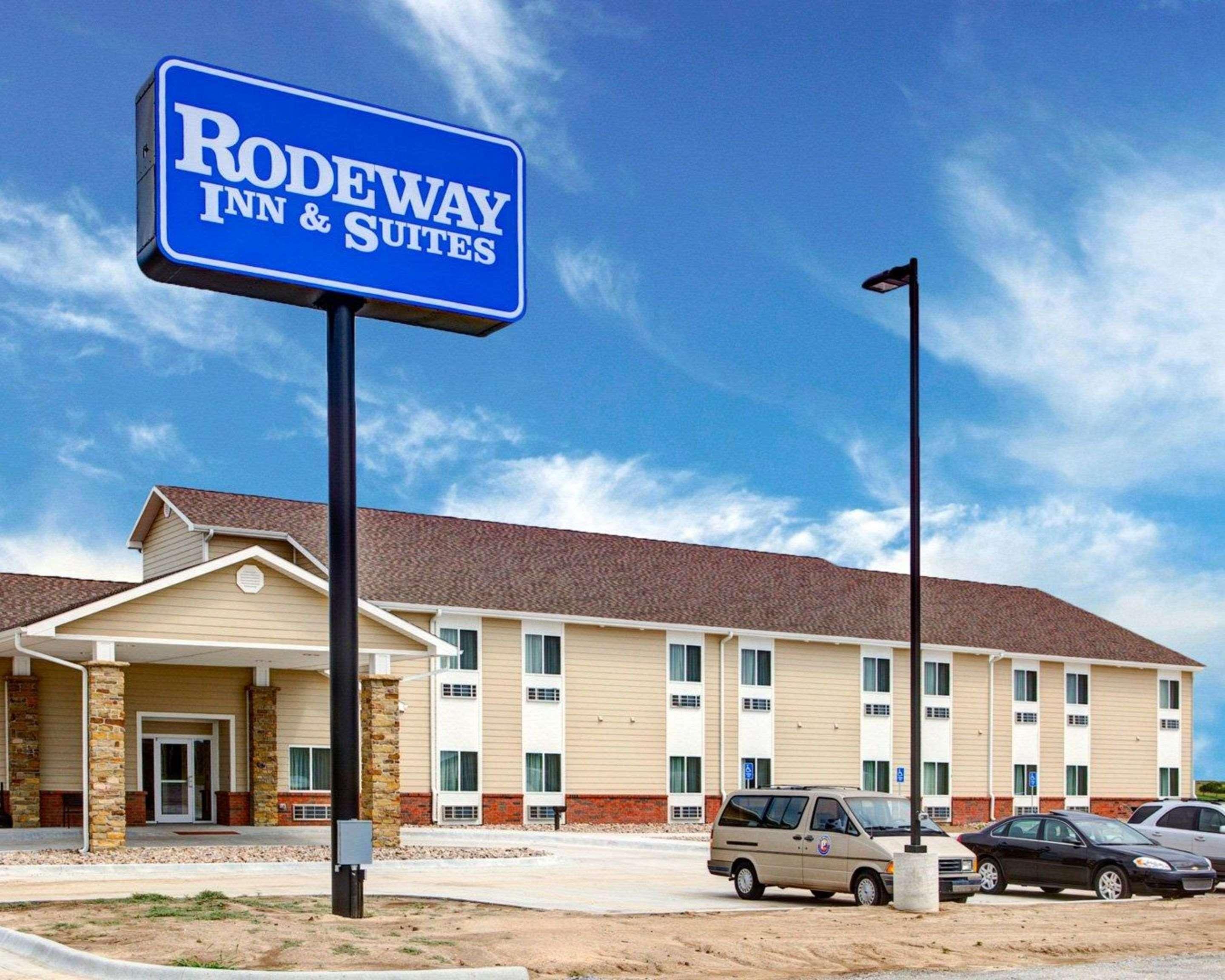 Rodeway Inn & Suites Phillipsburg Экстерьер фото