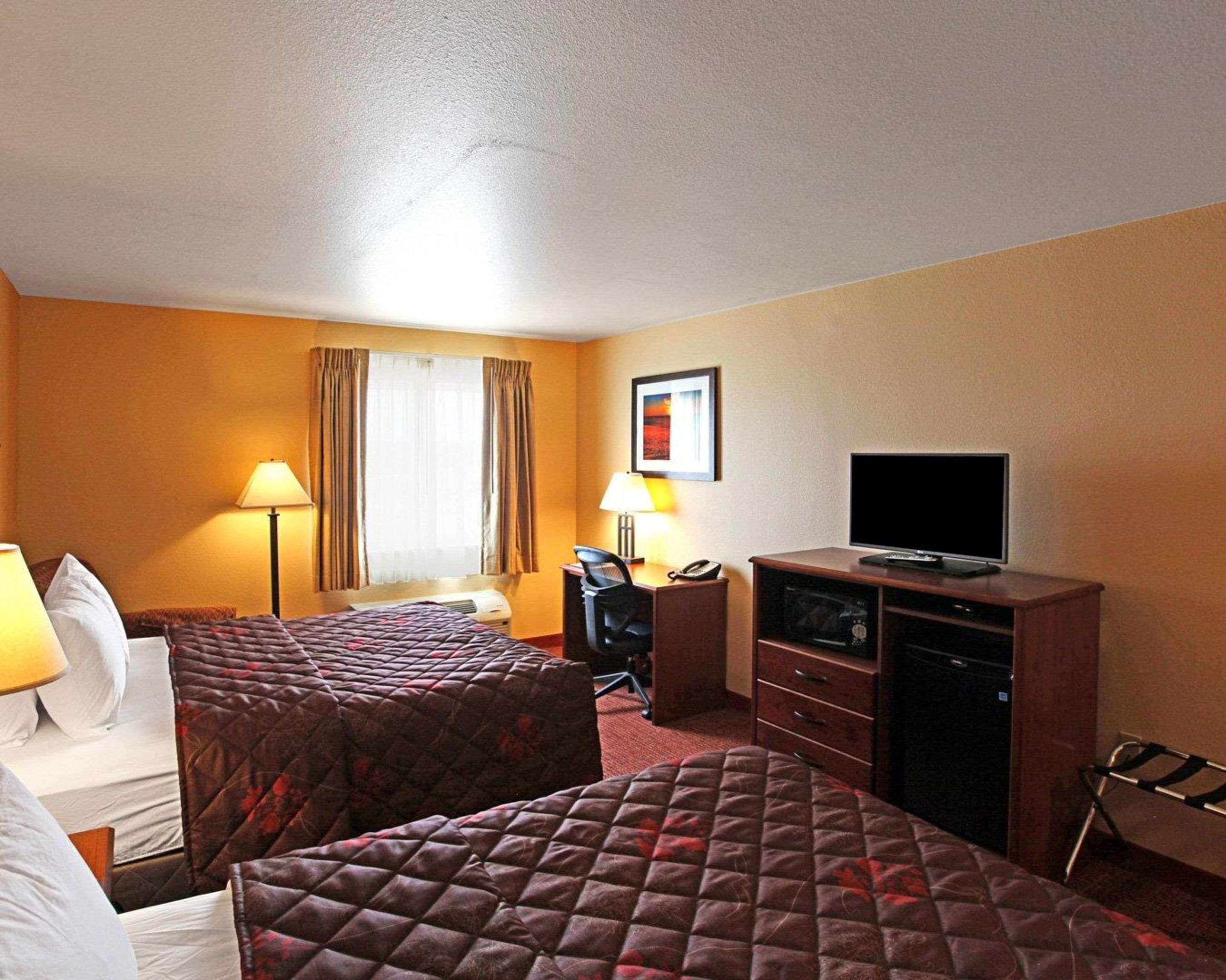 Rodeway Inn & Suites Phillipsburg Экстерьер фото